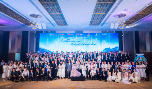 CHƯƠNG TRÌNH TEAM BUILDING SCC 2025 CHỦ ĐỀ CÙNG NHÌN LẠI – CHUNG BƯỚC TỚI